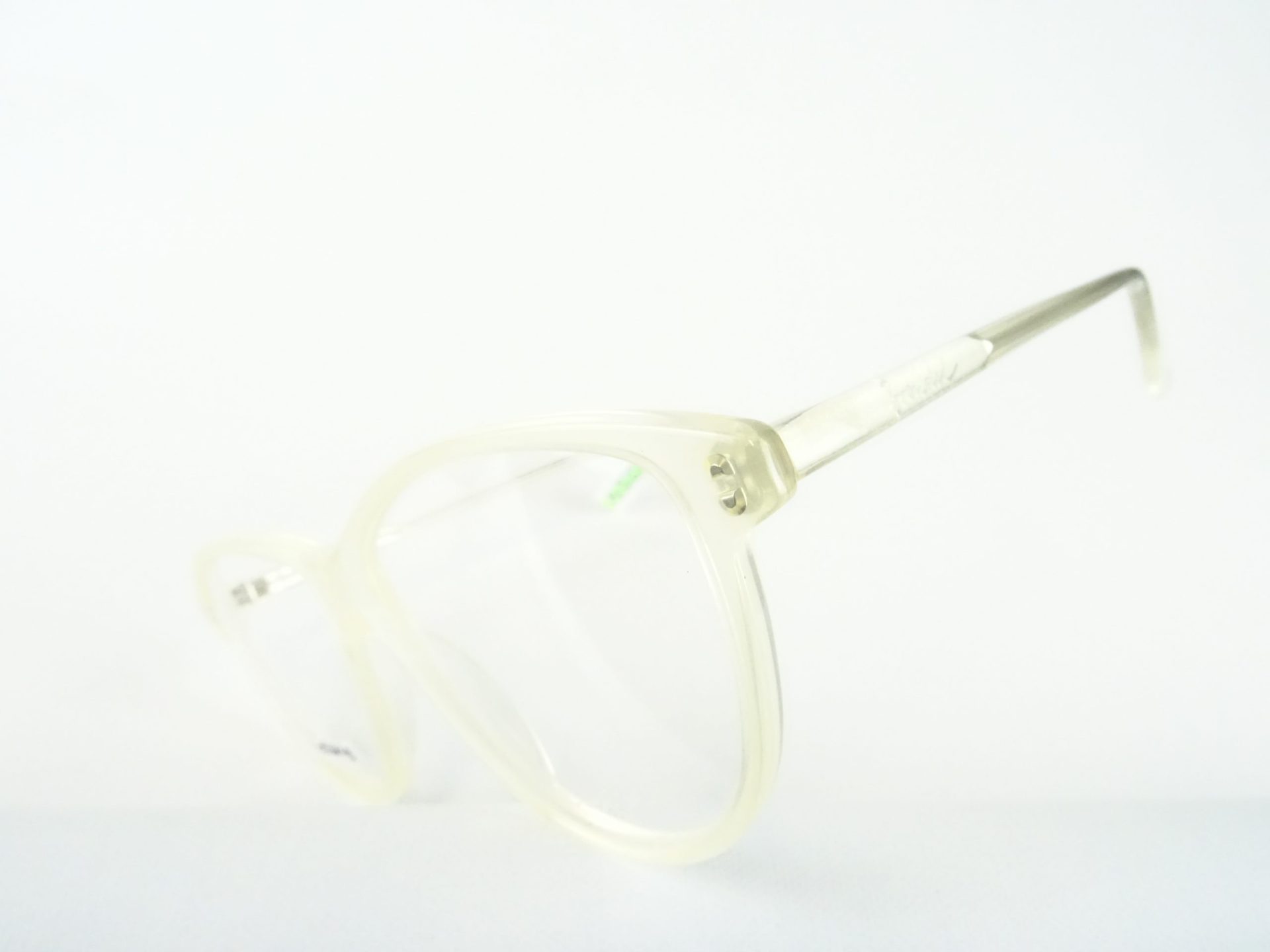 BRENDEL Vintagebrille helle Brillenfassung Damenbrille milchig weiß 70er/70s Hippiebrillen große Butterflyform ausgefallen Gr. M – Bild 3