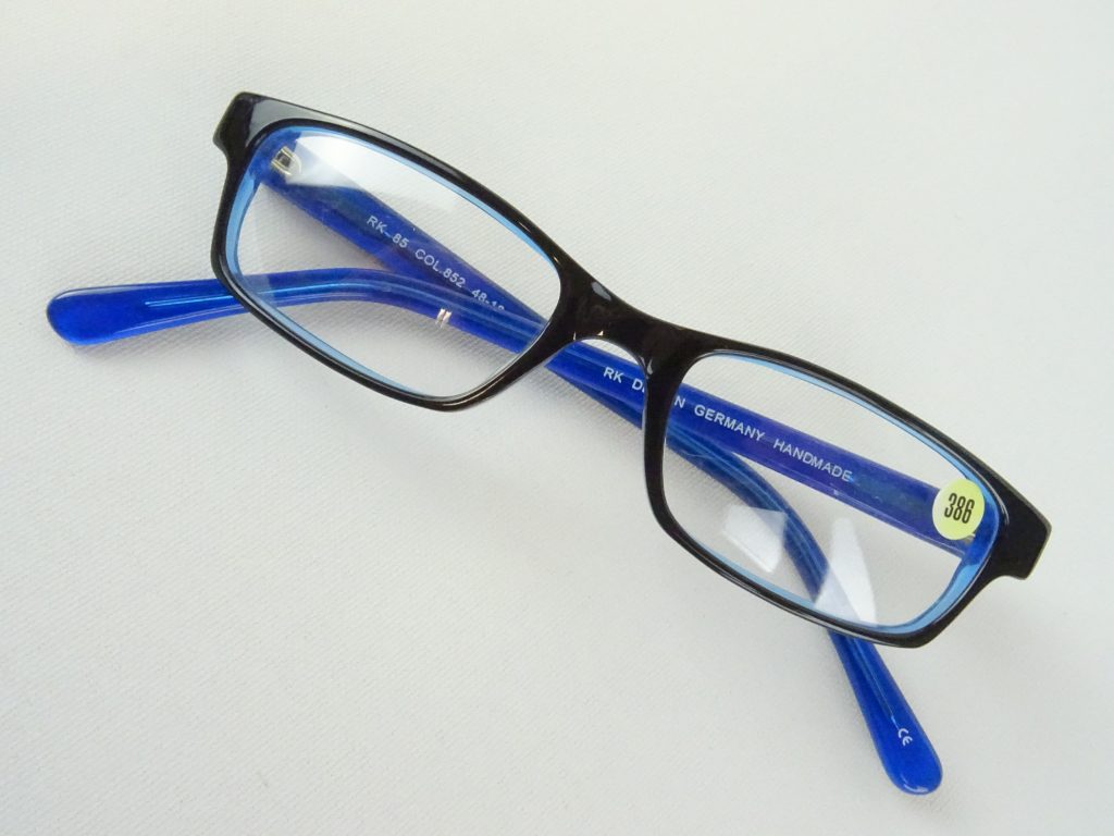 Schwarzes Kunststoff Gestell Brillenfassung Brille mit