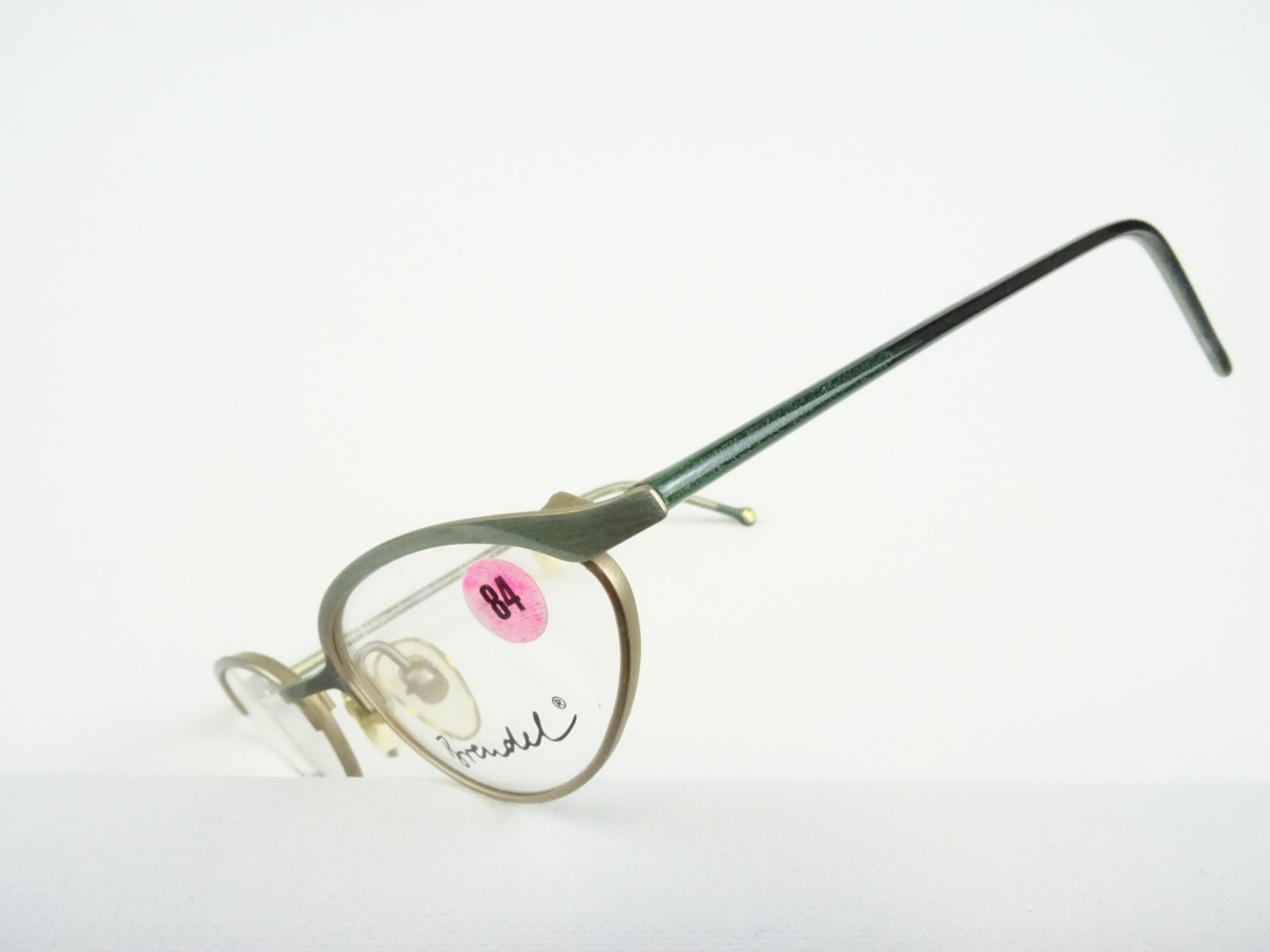 BRENDEL Damenbrille Cateye  Titangestell nickelfrei kleine Gläser für zierliche Gesichter gold-grüne Titanfassung Gr. S – Bild 3