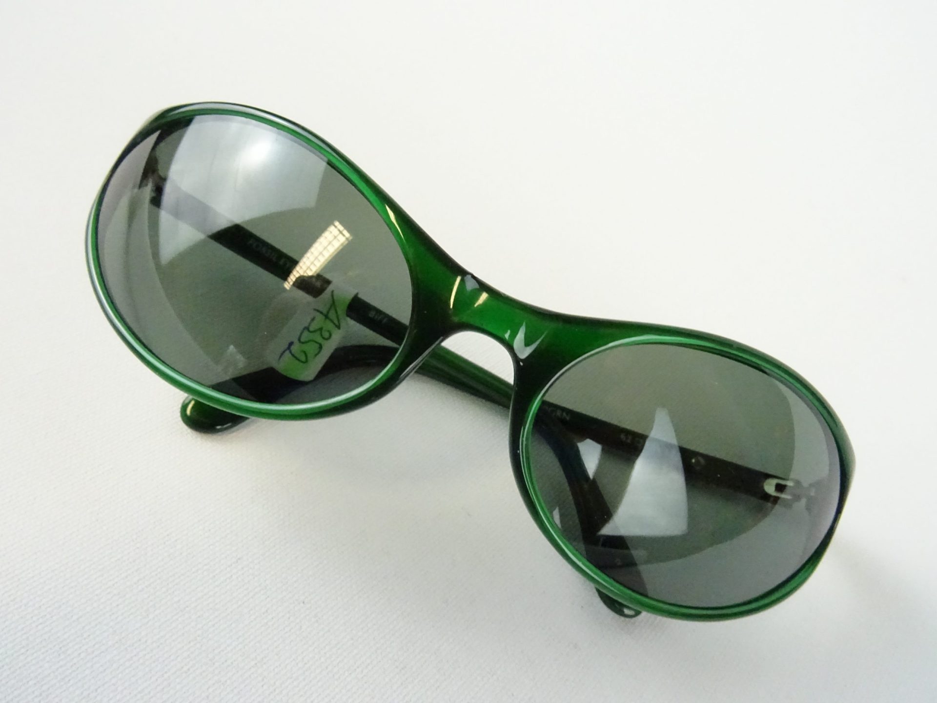 FOSSIL grüne Sportbrille Sonnenbrillen unisex curved mit grauer Tönung  Fahrradbrillen Sportbrillen Biker Gr. L – Bild 2