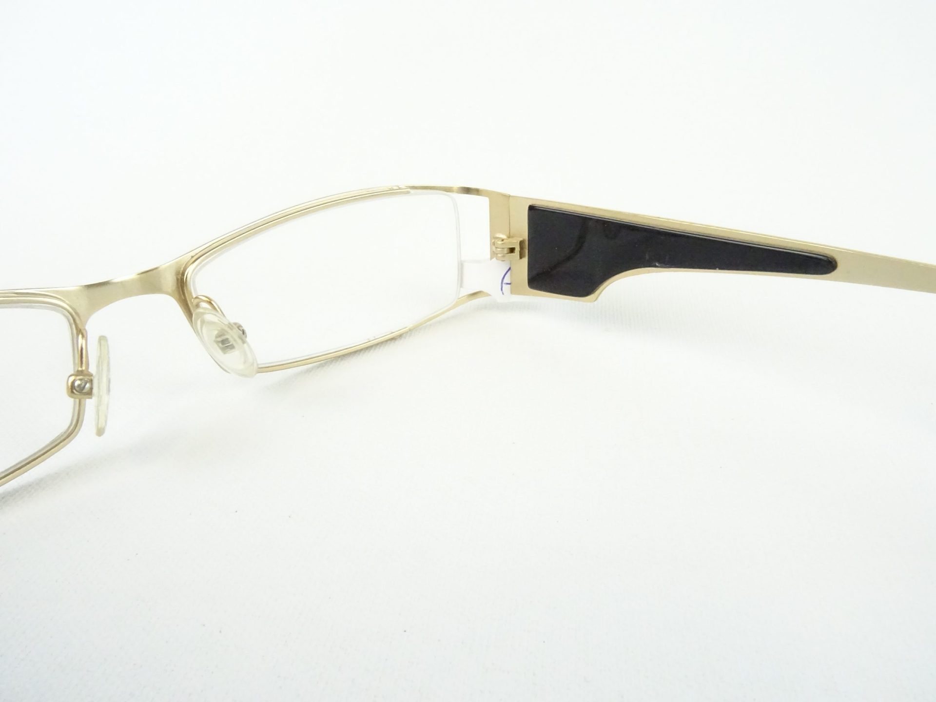 Gold-schwarze Damenfassung Brillengestell Marke More & More mit breiten Designbügeln für kleines-schmales Gesicht Gr. S – Bild 6