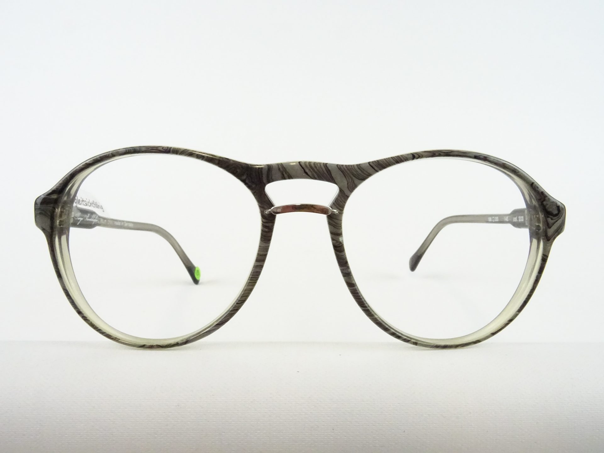 Serge Kirchhofer graue Brille Herrenfassung Pilotform grosse Gläser Kunststoffgestell Luxusbrillen 70er NOS breite Kopfform Gr. L
