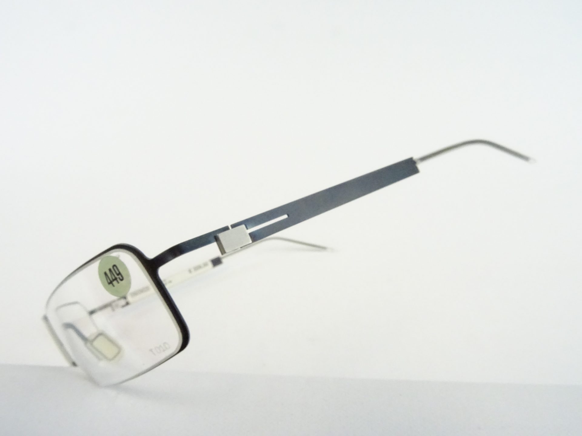 Titanbrille MARKUS T. T010 Brillenfassung schwarz Titangestelle schmal eckig für Allergiker filigran leicht Gr. M – Bild 6