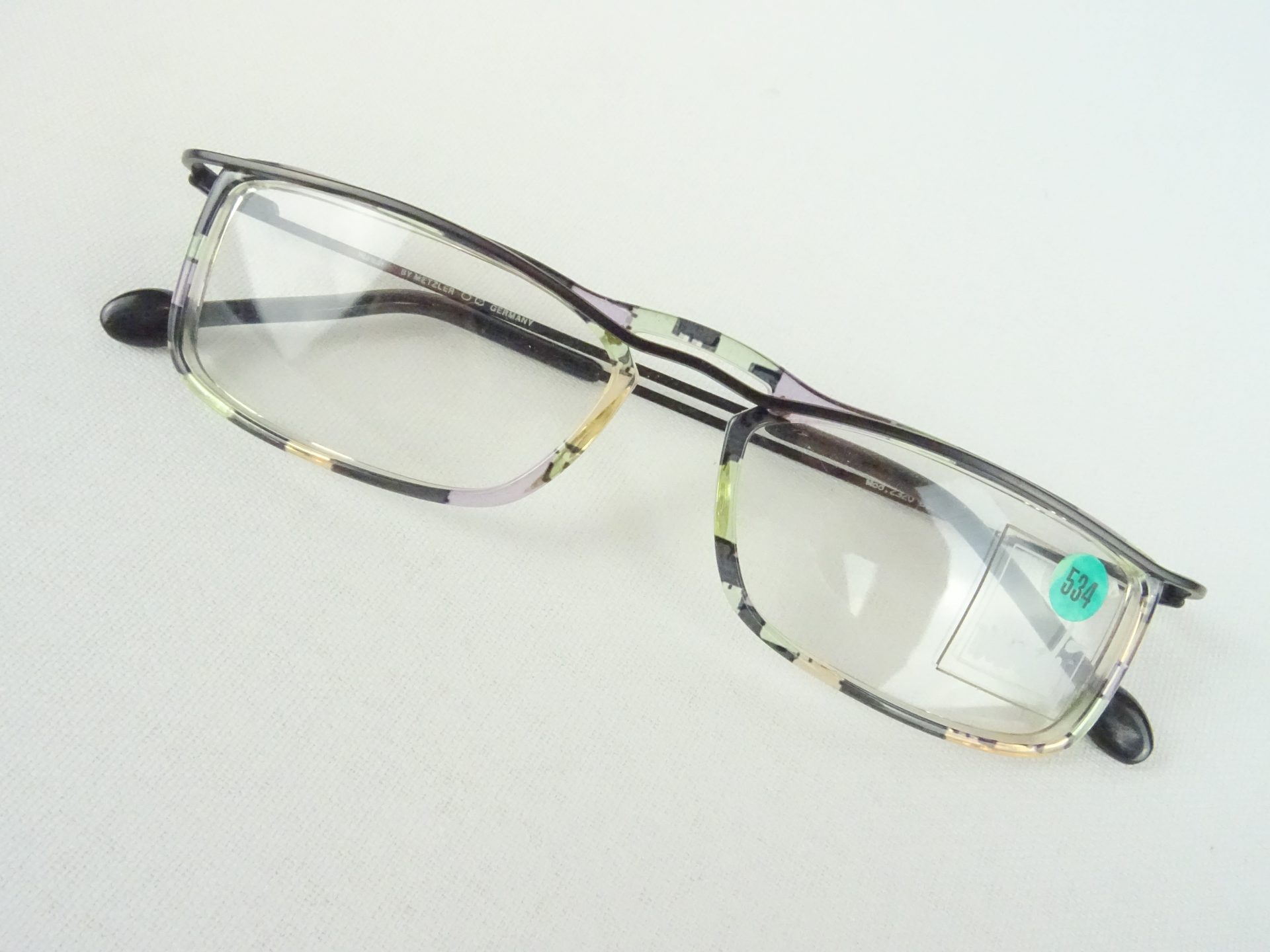 Ausgefallene MONDI Brille Brillengestell fetzig aus Kunststoff farbig bunt eckig  Gr. M – Bild 2
