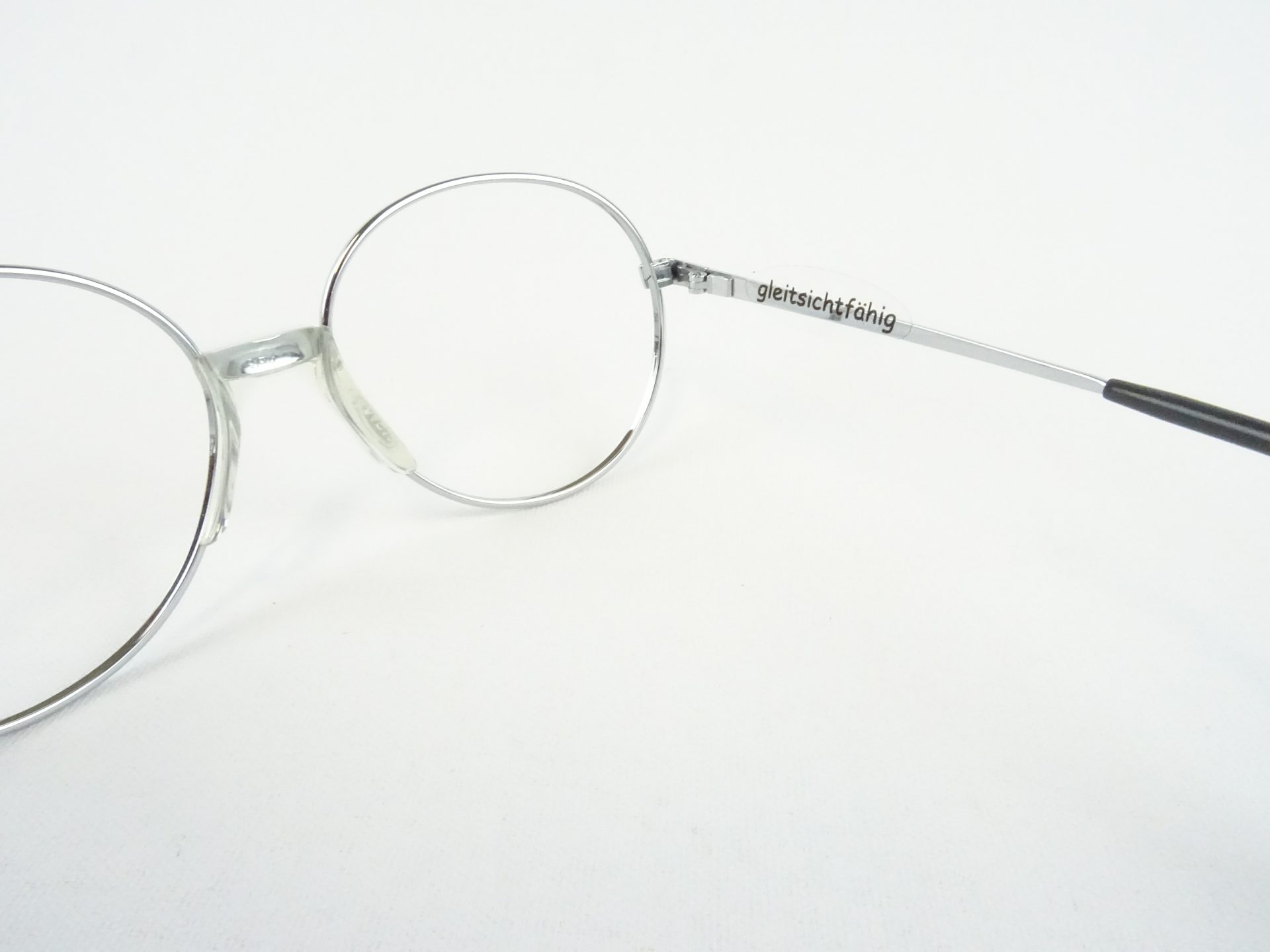 Brillen Metall MENRAD 422 70er Damenbrillen Vintagegestell klassisch silberfarben mit Sattelsteg Gr. M – Bild 5